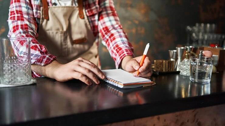 Список обязательных должностей в кафе