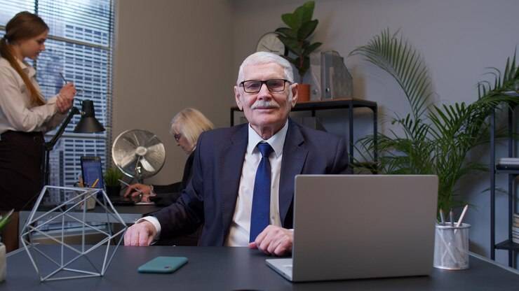 CEO, CTO, CFO, COO, CCO: функции в компании